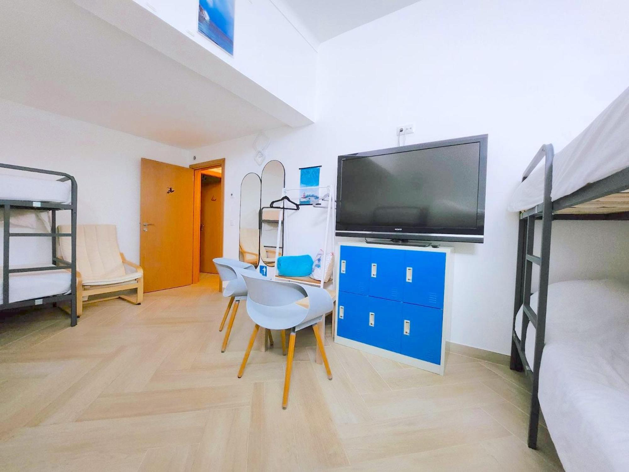 Quartos Para Viajantes, Surfistas, Grupos, Boa Energia นาซาเร ภายนอก รูปภาพ